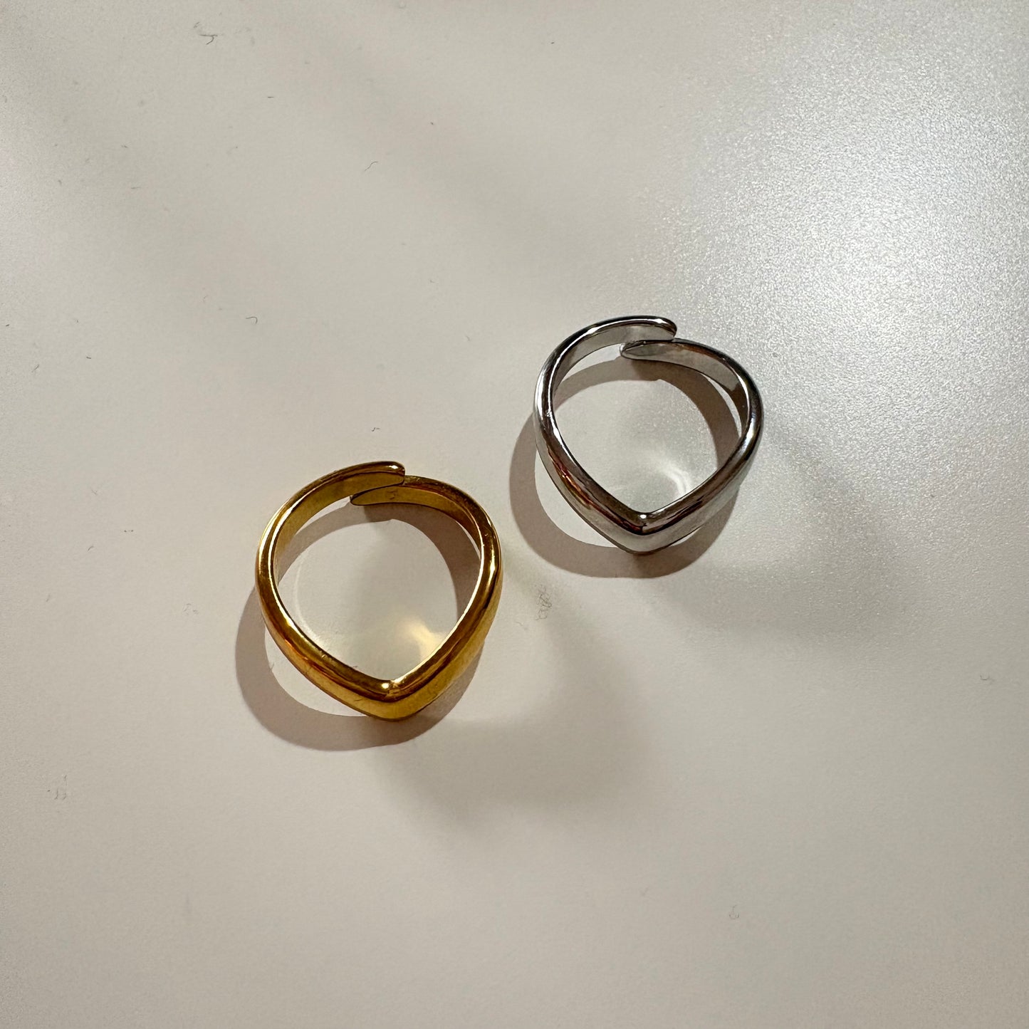 Anello Mini V