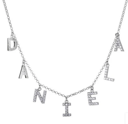Collana con nome lettere pendenti