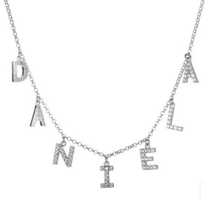 Collana con nome lettere pendenti